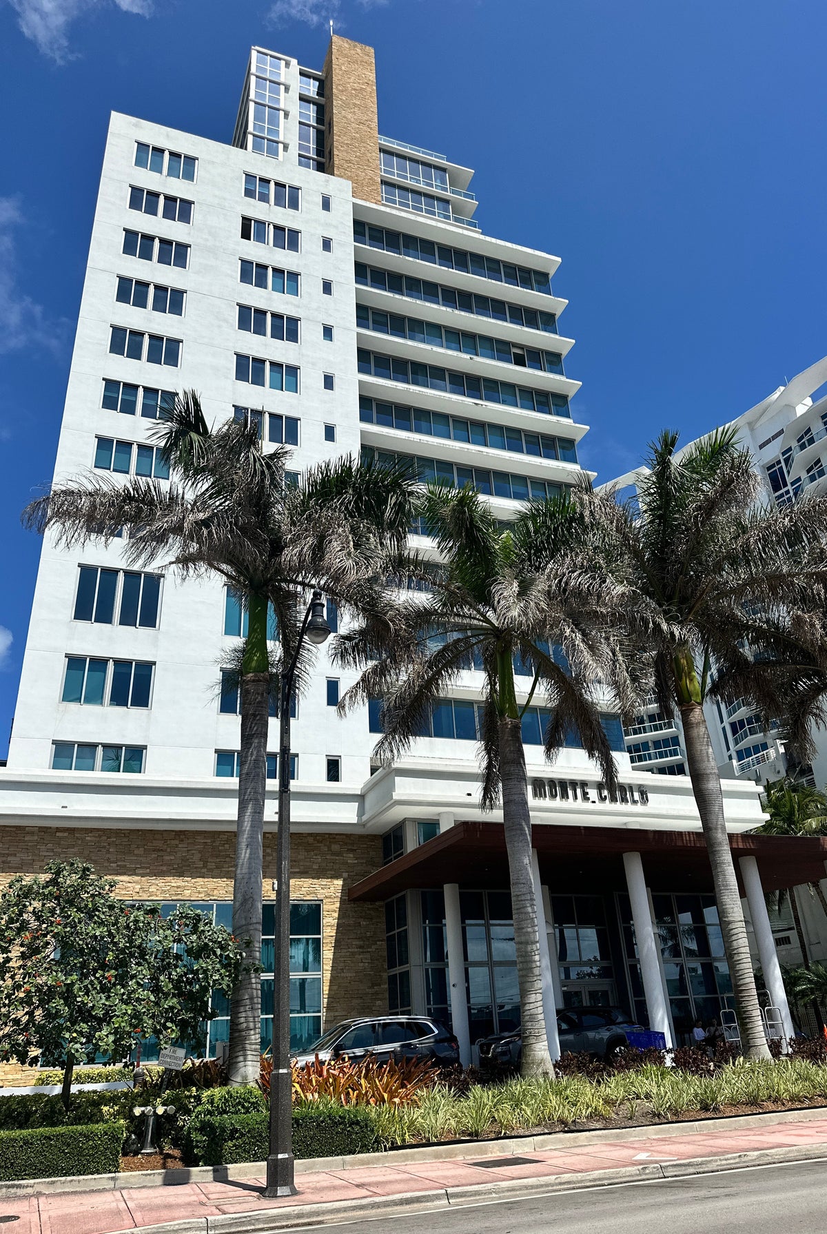 5 Days in Miami: Where to Stay, What to Eat + E-Foiling Miami