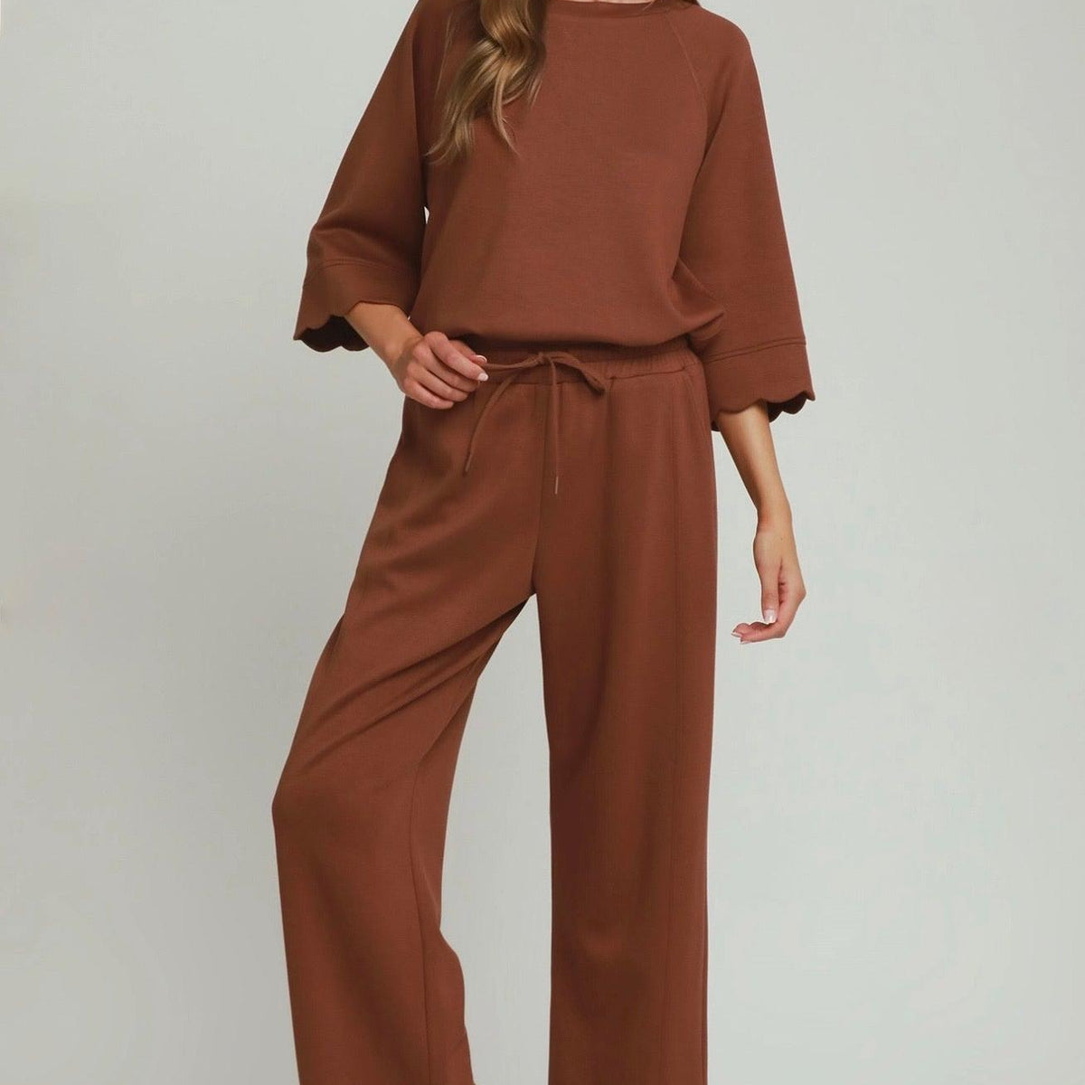 Easy Does It Terra Cotta Brown Scallop Trim Lounge Set