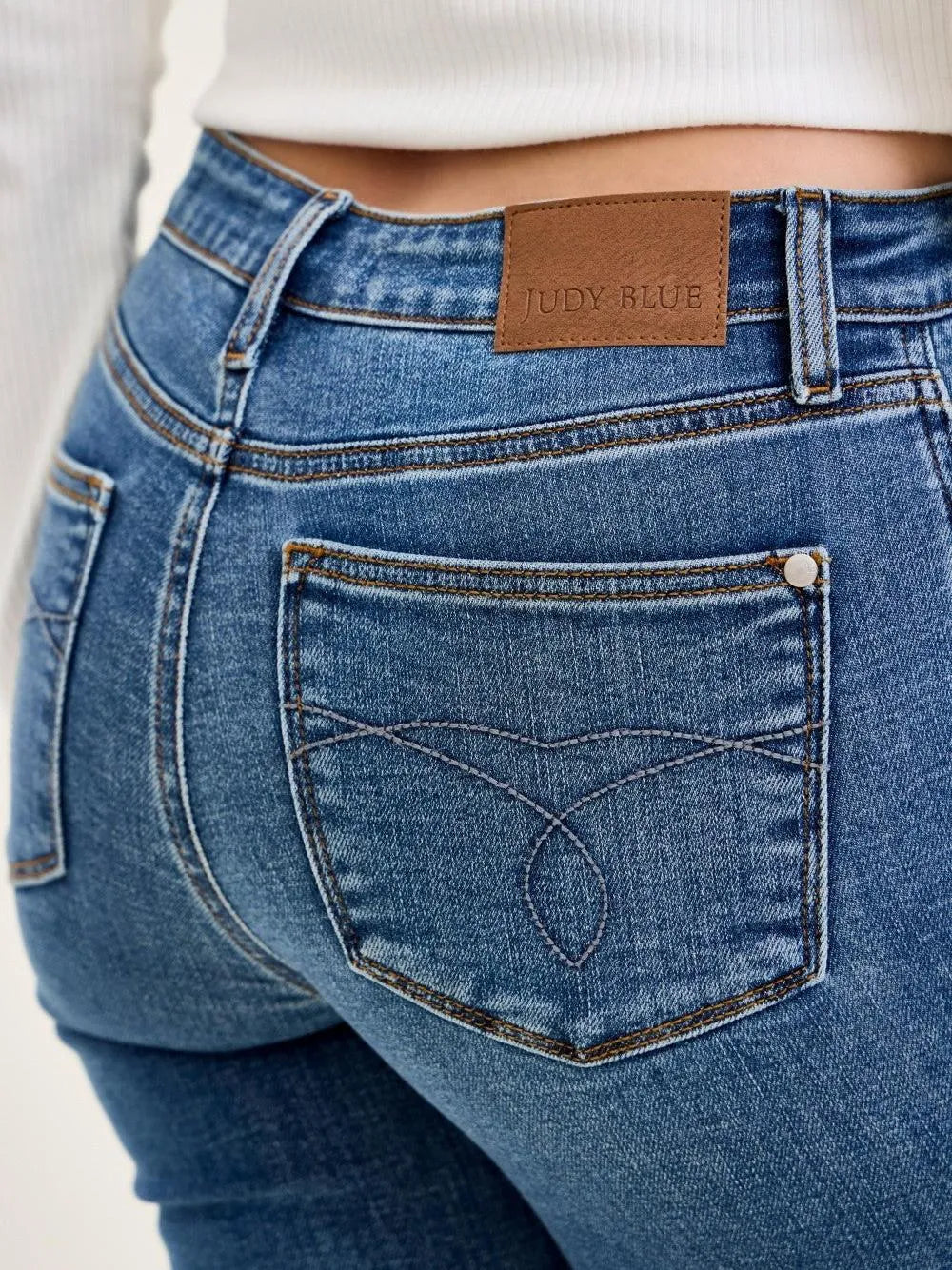 Judy Blue Capri Confidence Mid-Rise Capri Jeans-Women's Jeans-Shop Z & Joxa