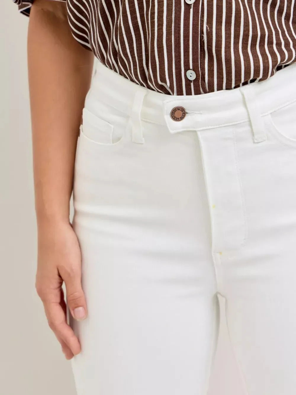 Judy Blue Wide Spade Society Capri Pants with Spade Pockets-Women's Jeans-Shop Z & Joxa