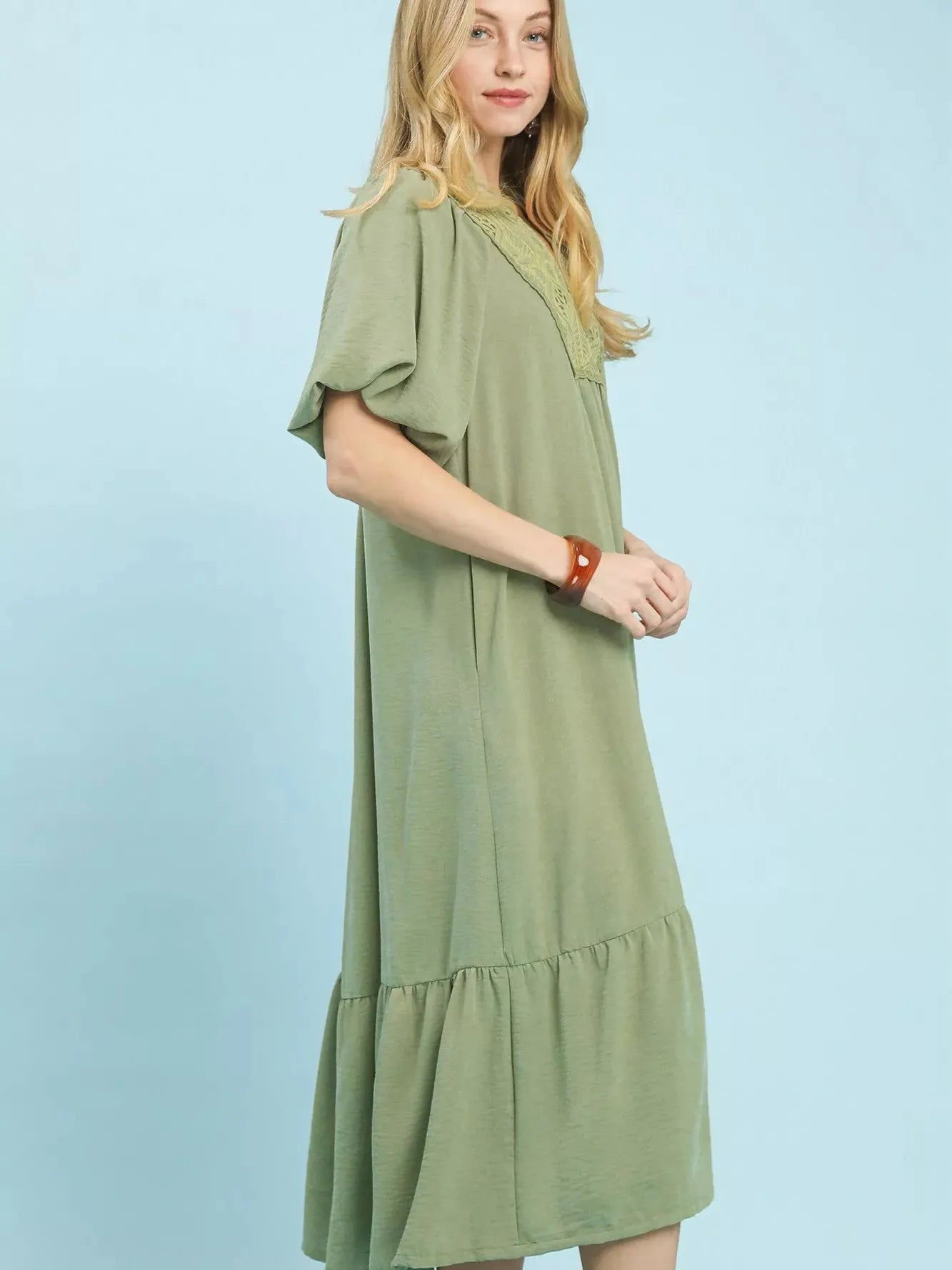 Umgee Sage & Lace Puff Sleeve Midi Dress with Lace Detail-Women's Dresses-Shop Z & Joxa