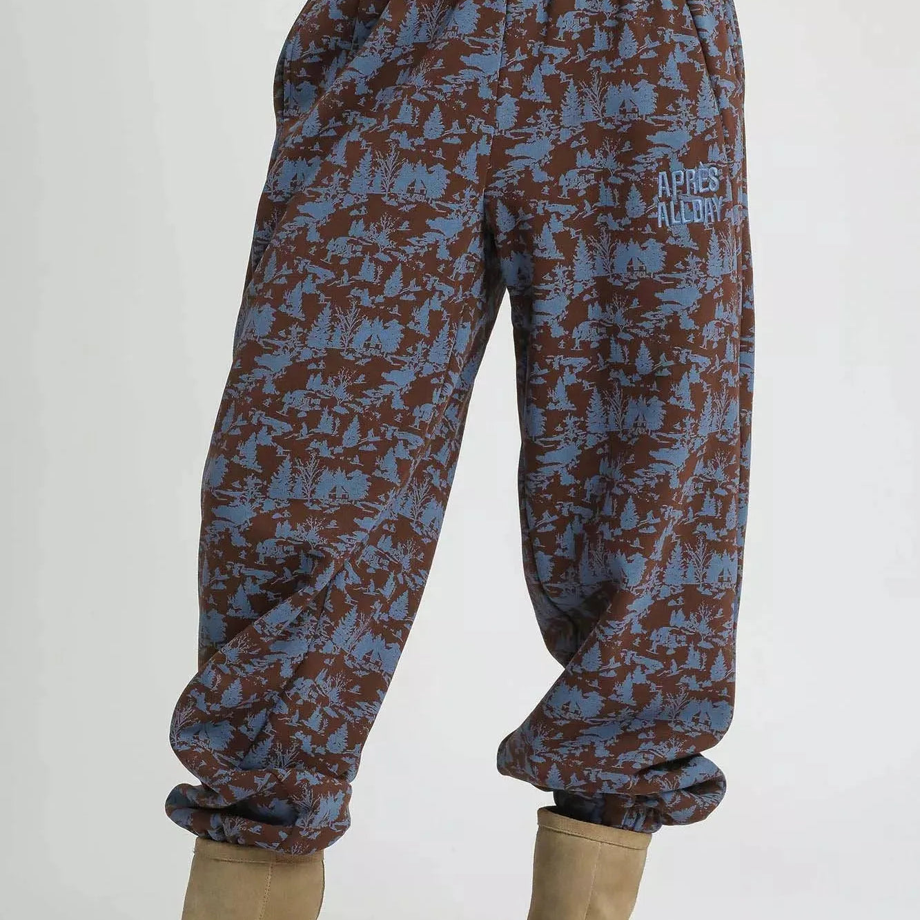 Umgee Scenic Stroll Apres All Day Casual Sweatpants in Brown-Women's Pants-Shop Z & Joxa
