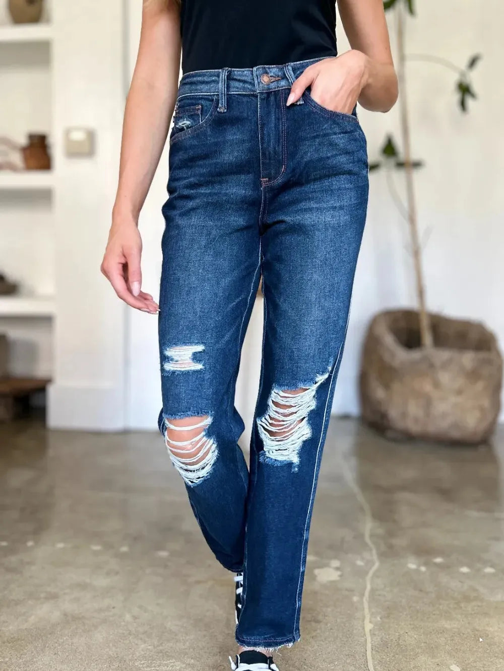Judy Blue HeartBreaker Distressed High Rise Straight Jeans-Women's Jeans-Shop Z & Joxa