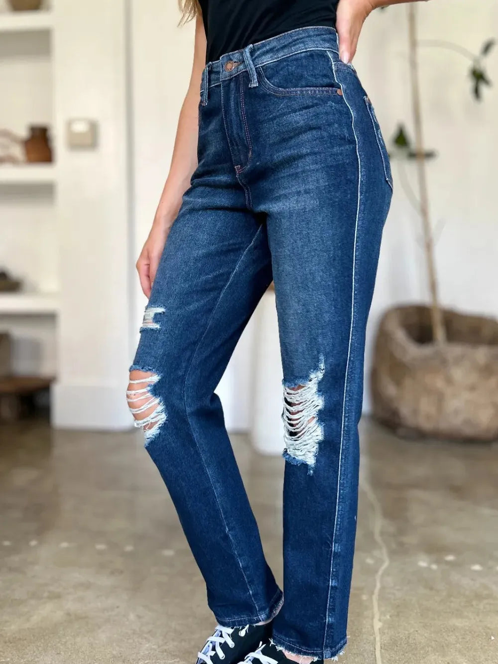 Judy Blue HeartBreaker Distressed High Rise Straight Jeans-Women's Jeans-Shop Z & Joxa