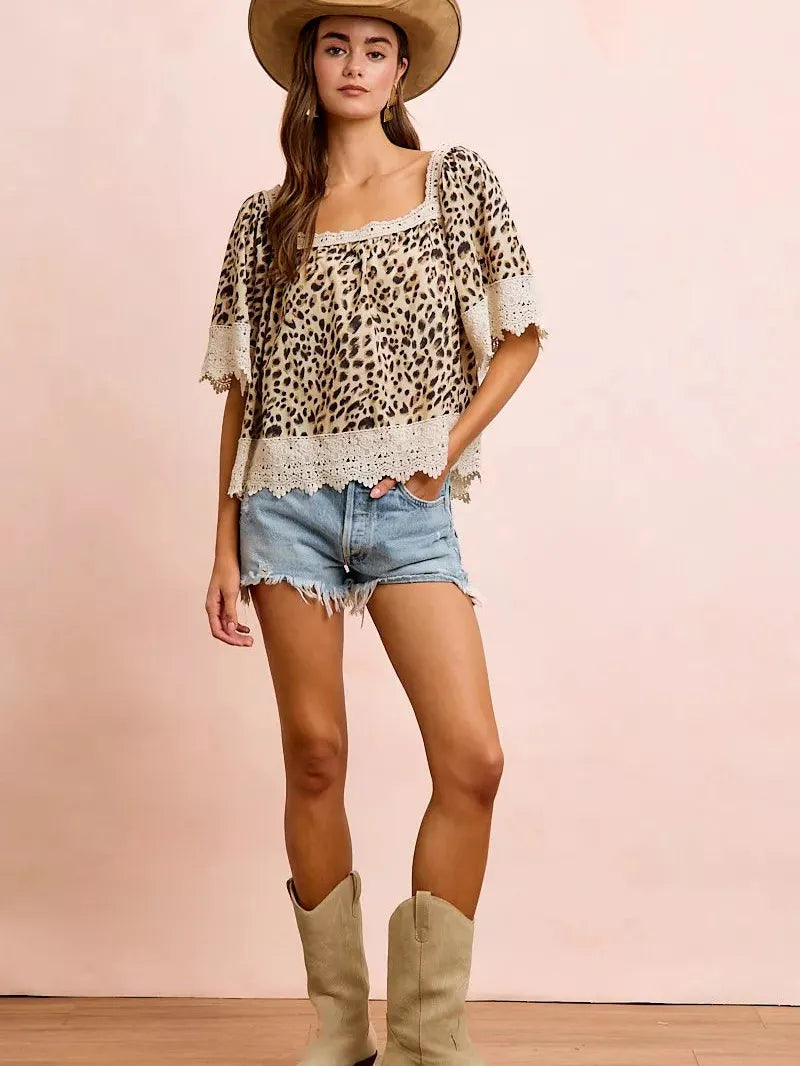 So Me Wild at Heart Leopard Print Sleeveless Blouse in White-Women's Shirts & Tops-Shop Z & Joxa