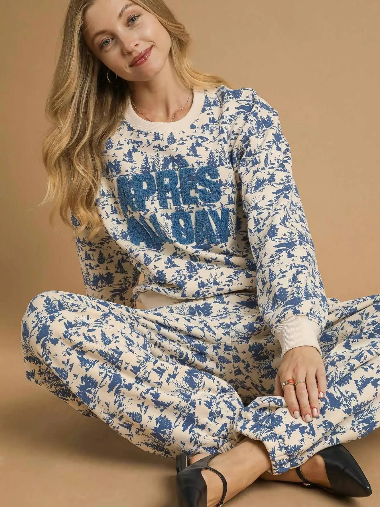 Umgee Scenic Stroll Apres All Day Casual Sweatshirt in Ecru-Women's Shirts & Tops-Shop Z & Joxa