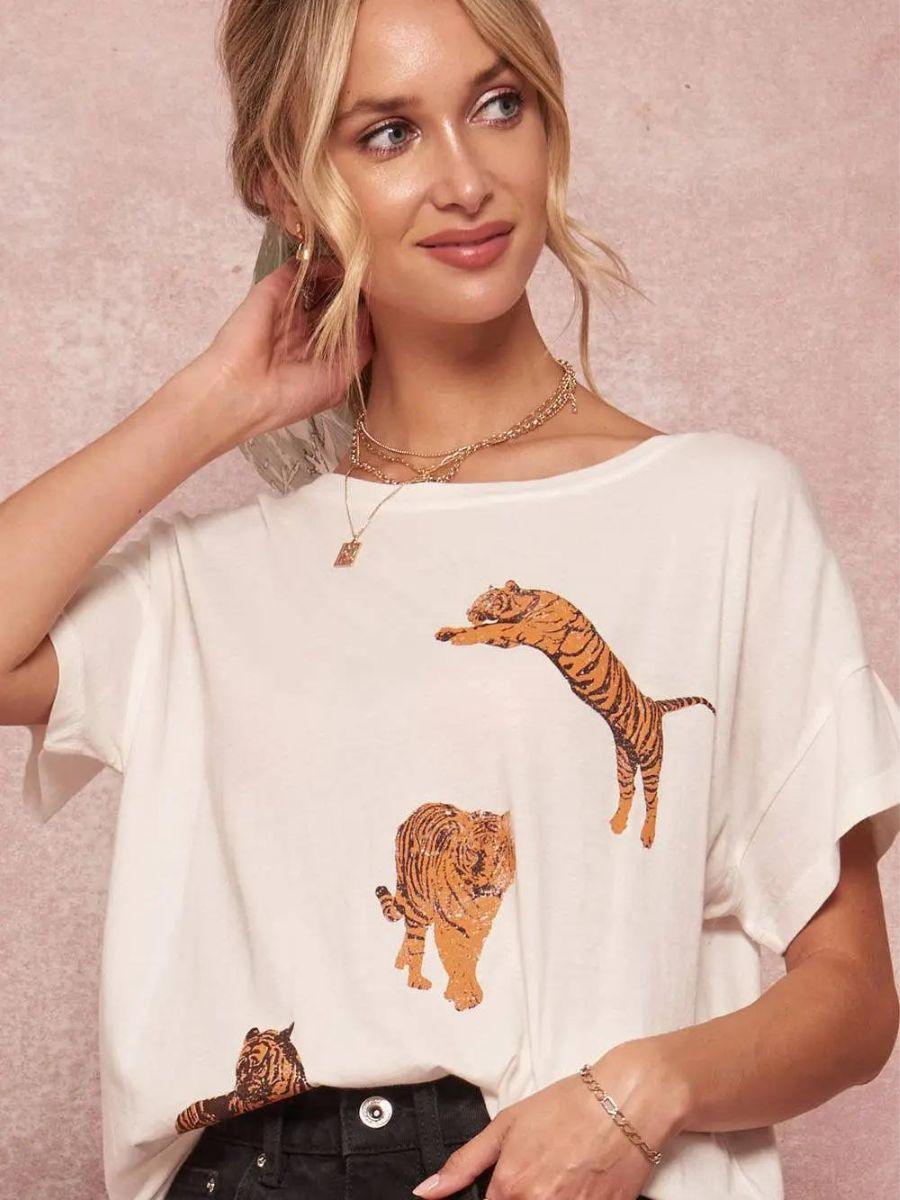 Vintage Tiger Print Graphic Tee-Women's Clothing-Shop Z & Joxa